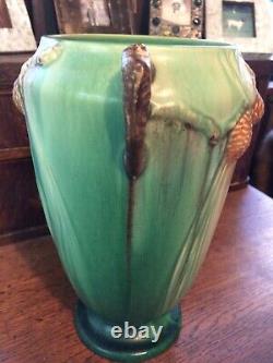 Roseville Pottery Pinecone Arts And Crafts 10.5 Vase