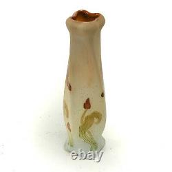 Roseville Pottery Rozane Woodland 10.5 twisted incised tulip vase arts & crafts