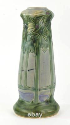 Roseville Pottery Vista 15 Arts & Crafts Vase, Shape 120-15