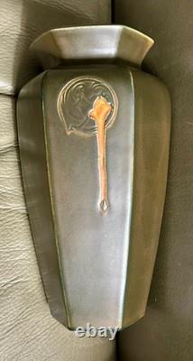 Roseville Rosecraft Hexagon 1924 Vintage Arts and Crafts Pottery Vase. 8.5tall