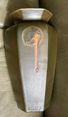 Roseville Rosecraft Hexagon 1924 Vintage Arts and Crafts Pottery Vase. 8.5tall