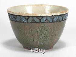 SEG Saturday Evening Girl's Paul Revere Pottery zig zag band bowl arts & crafts