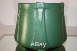 Spectacular Rare Roseville Matte Green Arts & Crafts Jardiniere / Planter Large