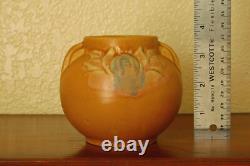 Sweet Vintage Brush-McCoy Arts & Crafts 2-Handled Mini Cabinet Vase Matte Peach