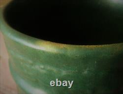 TECO style pottery matte green arts and crafts vase, Zanesville