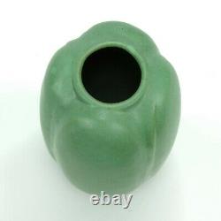 Teco Pottery 10 matte green 4 lobed ovoid vase shape 112 Arts & Crafts Gates