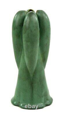 Teco Pottery Arts And Crafts Green 9 Tall Vase Shape Number 186