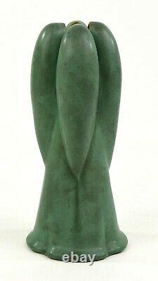 Teco Pottery Arts And Crafts Green 9 Tall Vase Shape Number 186