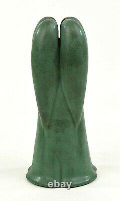 Teco Pottery Arts And Crafts Green 9 Tall Vase Shape Number 186