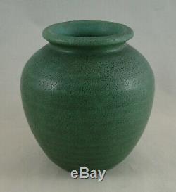 Teco Pottery Arts & Crafts Prairie School Matte Green Vase Strong Charcoaling