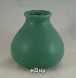 Teco Pottery Classic Arts & Crafts Prairie School Matte Green Vase