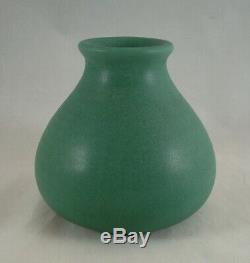 Teco Pottery Classic Arts & Crafts Prairie School Matte Green Vase