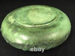 Teco Pottery Matte Green Arts & Crafts Bowl #136 Fritz Albert Design Antique