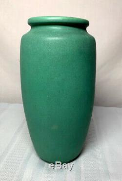 Teco Pottery, Matte Green Large Tapered Swollen Form, Arts & Crafts, Very Nice