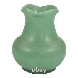 Teco Vintage Arts And Crafts Pottery Matte Green Ruffled Rim Ceramic Vase 233