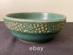 United Crafts Bennington Pinecone Pottery Stoneware Bowl Arts & Crafts Rare A