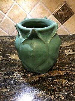 Unusual Handmade Heavy Old Arts & Crafts Matte Green Pottery Vase 7h X 6dia