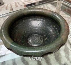 VTG 85' Arts And Crafts Pottery Cut Out Design Flying Saucer Vessel Bowl Signed