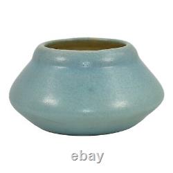 Van Briggle 1905 Vintage Arts And Crafts Pottery Light Blue Ceramic Bowl Vase 50