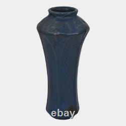 Van Briggle 1907-12 Arts And Crafts Pottery Blue Ceramic Vase 676