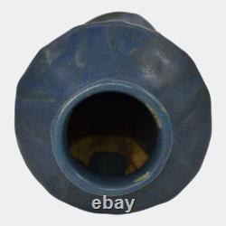 Van Briggle 1907-12 Arts And Crafts Pottery Blue Ceramic Vase 676