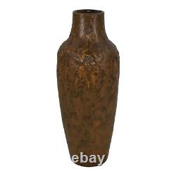 Van Briggle 1907-12 Arts And Crafts Pottery Mottled Matte Brown Berries Vase 67