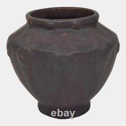 Van Briggle 1907-12 Vintage Arts And Crafts Pottery Matte Purple Vase 654