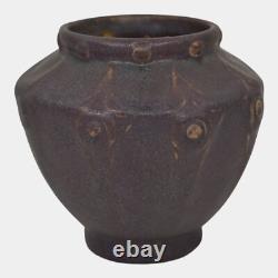 Van Briggle 1907-12 Vintage Arts And Crafts Pottery Matte Purple Vase 654