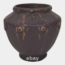 Van Briggle 1907-12 Vintage Arts And Crafts Pottery Matte Purple Vase 654