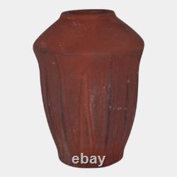 Van Briggle 1907 Arts And Crafts Pottery Red Bisque Yucca Leaf Vase 454