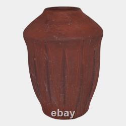 Van Briggle 1907 Arts And Crafts Pottery Red Bisque Yucca Leaf Vase 454