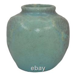 Van Briggle 1913 Arts And Crafts Pottery Moth Blue Ceramic Vase 683