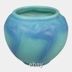 Van Briggle 1920s Vintage Arts And Crafts Pottery Blue Spiderwort Vase 695
