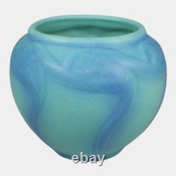 Van Briggle 1920s Vintage Arts And Crafts Pottery Blue Spiderwort Vase 695