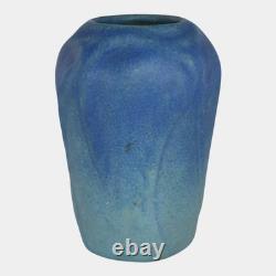 Van Briggle 1922-26 Arts And Crafts Pottery Blue Vase 859