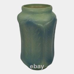 Van Briggle 1922-26 USA Vintage Arts And Crafts Pottery Blue Ceramic Vase 852