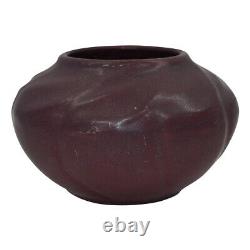 Van Briggle Late Teens Antique Arts And Crafts Pottery Mulberry Leaves Vase 733