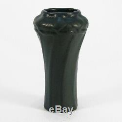 Van Briggle Pottery'07-12 vase shape 601 Arts & Crafts matte blue poppy pods