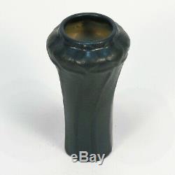 Van Briggle Pottery'07-12 vase shape 601 Arts & Crafts matte blue poppy pods