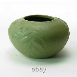 Van Briggle Pottery 1905 vase unknown shape Arts & Crafts matte green red clay