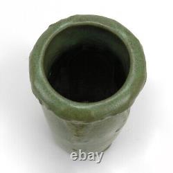 Van Briggle Pottery 1907-12 vase 10 Arts & Crafts matte two-tone green yellow