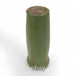 Van Briggle Pottery 1907-12 vase 10 Arts & Crafts matte two-tone green yellow