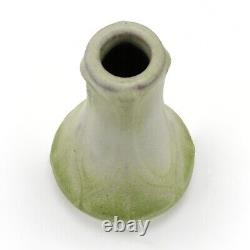 Van Briggle Pottery 1907 vase shape 631 Arts & Crafts matte green white red clay