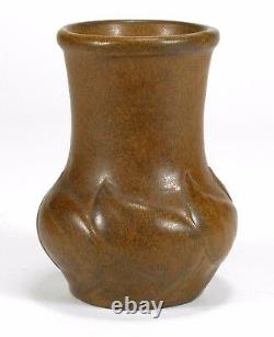 Van Briggle Pottery 1917 vase shape 730 Arts & Crafts matte two-tone brown