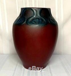 Van Briggle Pottery, Arts & Crafts Design, Monumental Floor Vase, Mulberry, Nice