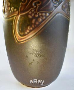 Vintage 1925 Roseville Rosecraft 8.25 in. Art Nouveau Arts & Crafts Vase