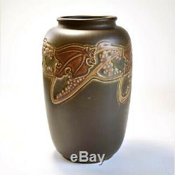 Vintage 1925 Roseville Rosecraft 8.25 in. Art Nouveau Arts & Crafts Vase