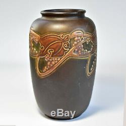 Vintage 1925 Roseville Rosecraft 8.25 in. Art Nouveau Arts & Crafts Vase