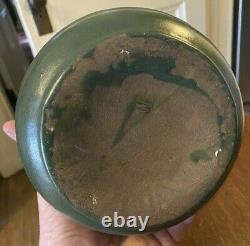 Vintage Antique Arts & Crafts Mission Style Matte Green Art Pottery 7 Vase