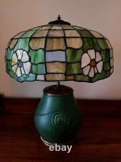 Vintage Arts & Crafts Leaded Glass Table Lamp with Hampshire Art Pottery Base